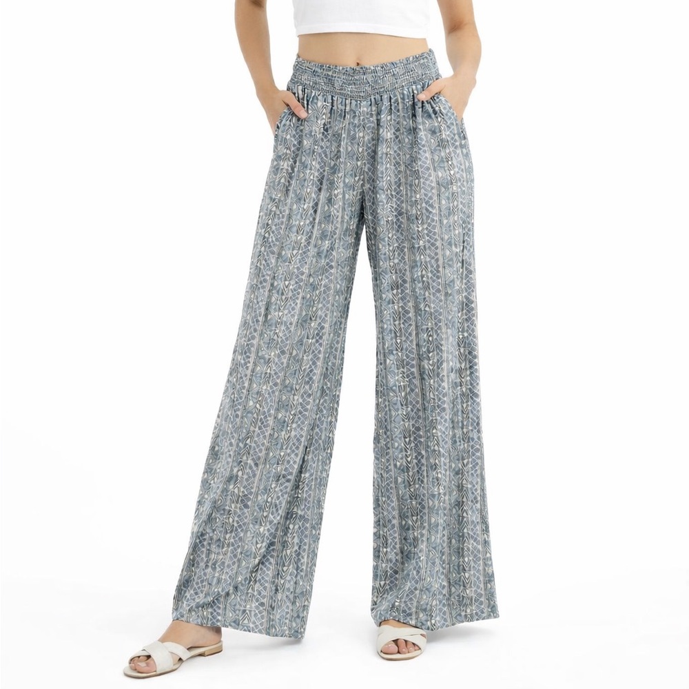 NWOT Gilli Palazzo Pants size L